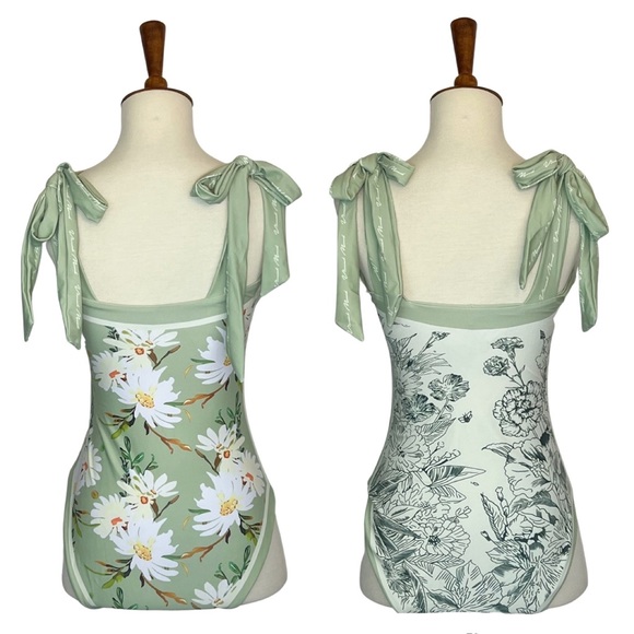 Retro Pale Green and White Floral Reversible Swimsuit with Shoulder Ties - Picture 10 of 16
